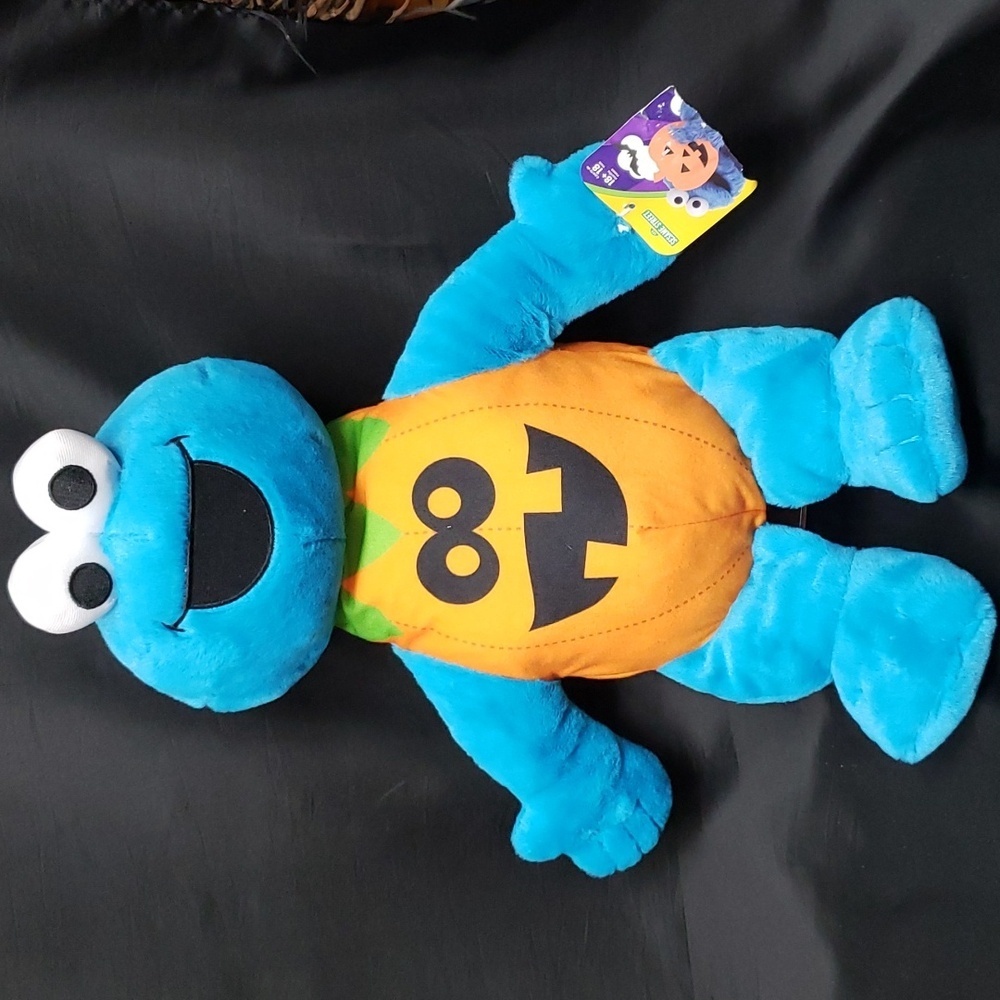 Sesame Street Plush Cookie Monster in Pumpkin Costume, 18"